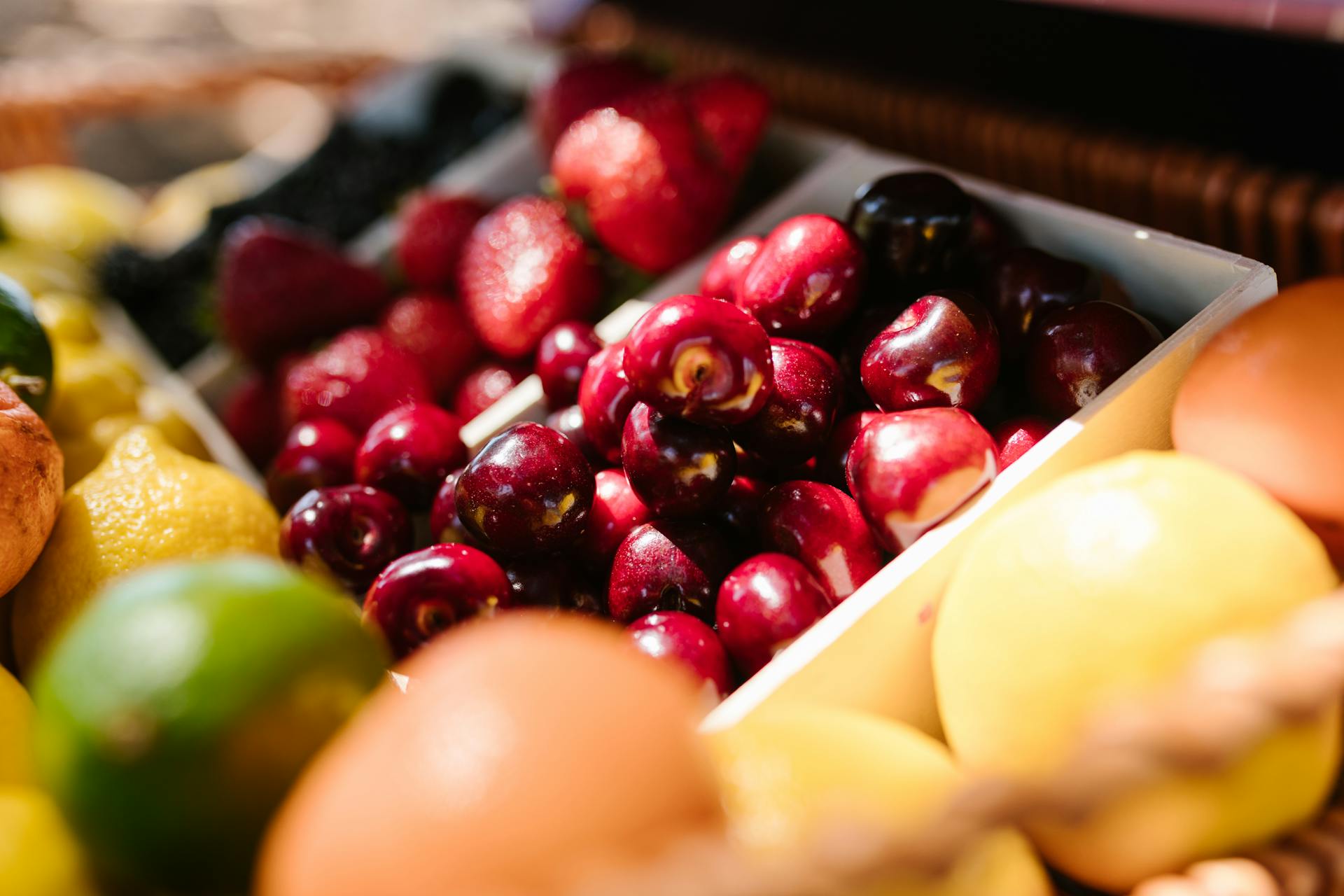 Top 5 Juicy Summer Fruits to Keep You Cool